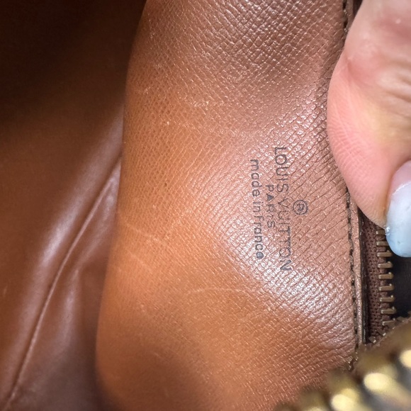 Louis Vuitton Vintage Brown Monogram Crossbody Bag with Fringe - Picture 15 of 16